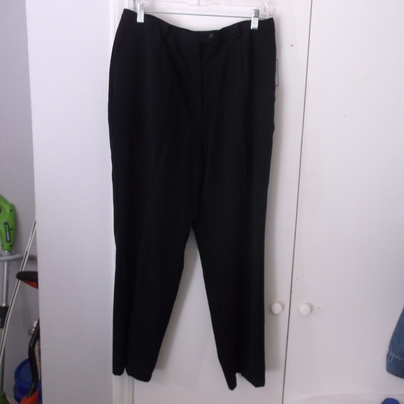 Sag Harbor Pants - NWT Sag Harbor Petite Black Stretch Trousers 16P Christmas Gift